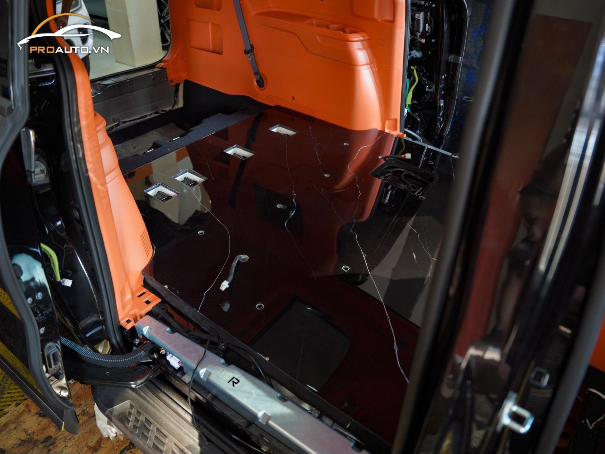 Kinh nghiệm lót sàn xe ô tô