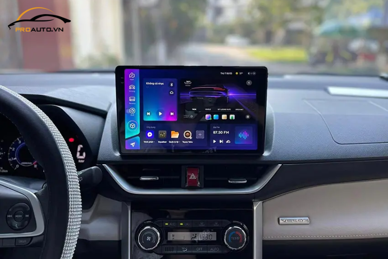 Màn hình QLED Bravigo BX7 sáng đẹp, lộng lẫy