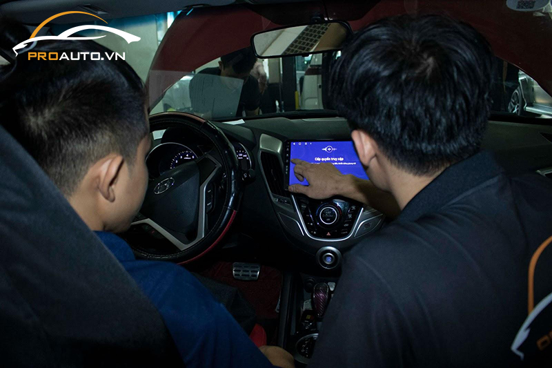 Thi công độ màn hình ô tô chính hãng tại PROAUTO.VN