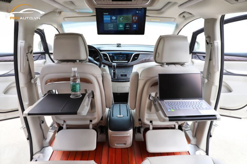 Bàn làm việc 1.0 - Độ limousine xe Kia Carnival 2025