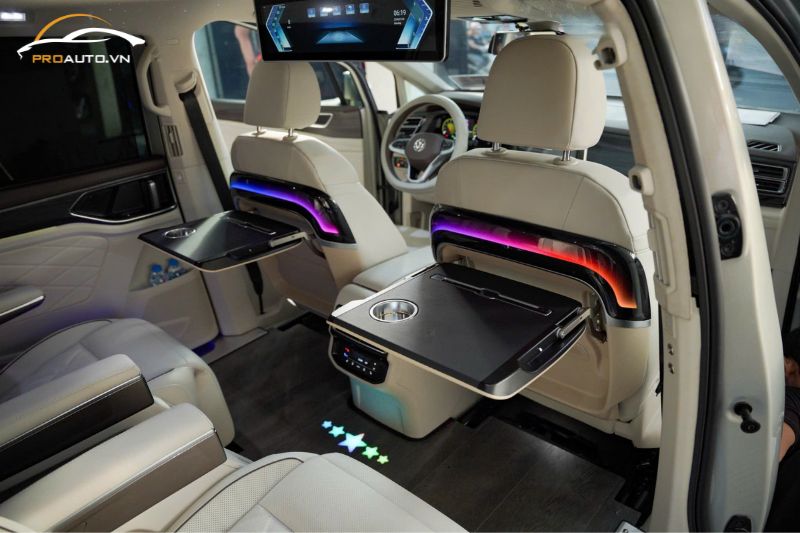 Bàn làm việc chỉnh cơ có led  - Độ limousine xe Kia Carnival 2025 