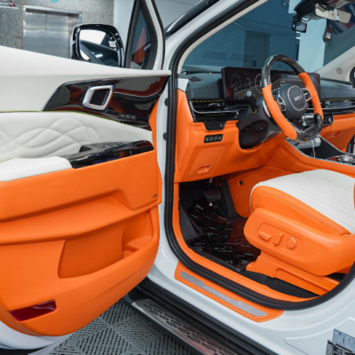 Bọc da tapi cửa xe Kia Carnival 2024