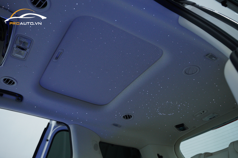 Bọc da trần xe Kia Carnival 2025