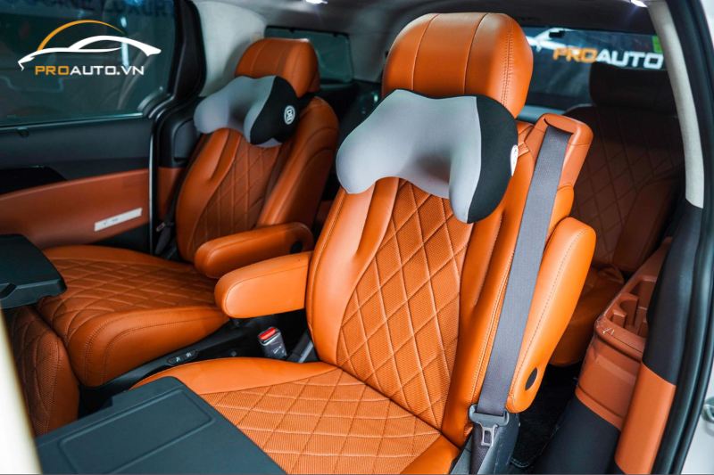 Có nên bọc da ghế xe Kia Carnival 2024?