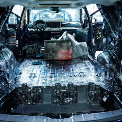 Có nên cách âm chống ồn cho xe Kia Carnival 2024?