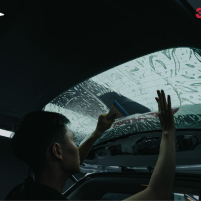Dán phim cách nhiệt 3M cho kính sườn sau, kính lưng