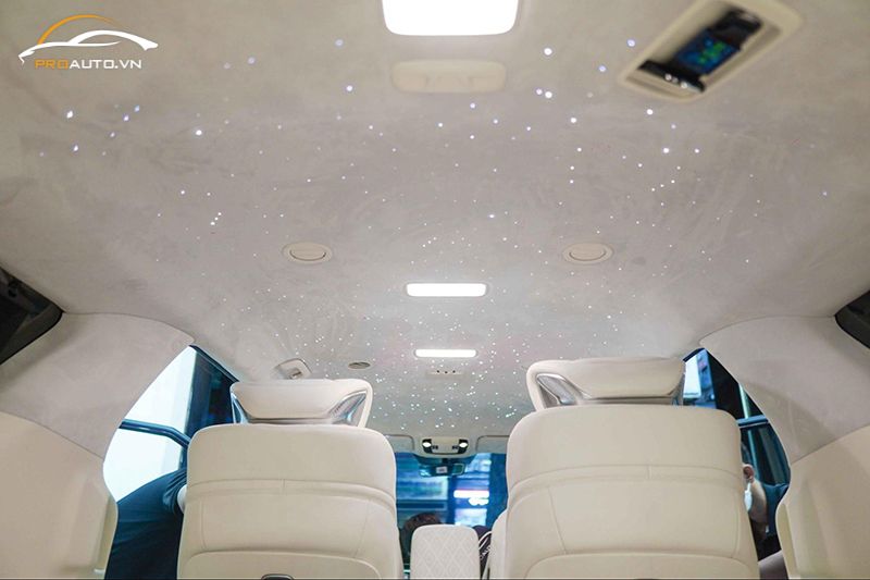 Độ đèn ánh sao - Độ limousine xe Kia Carnival 2025