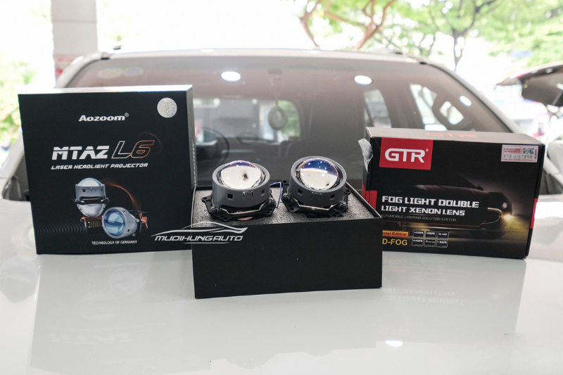 Độ đèn xe Kia Carnival 2025 - Nên chọn Aozoom hay GTR?