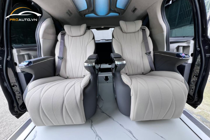 Độ ghế Limousine HongYi Crystal 2.0 Plus cho xe Kia Carnival