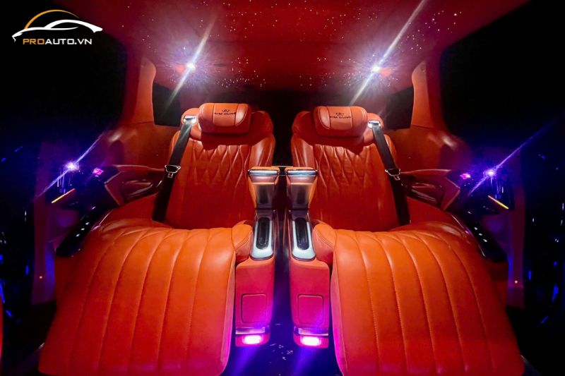 Độ ghế limousine xe Kia Carnival 2025 -  Xu hướng độ xe mới nhất