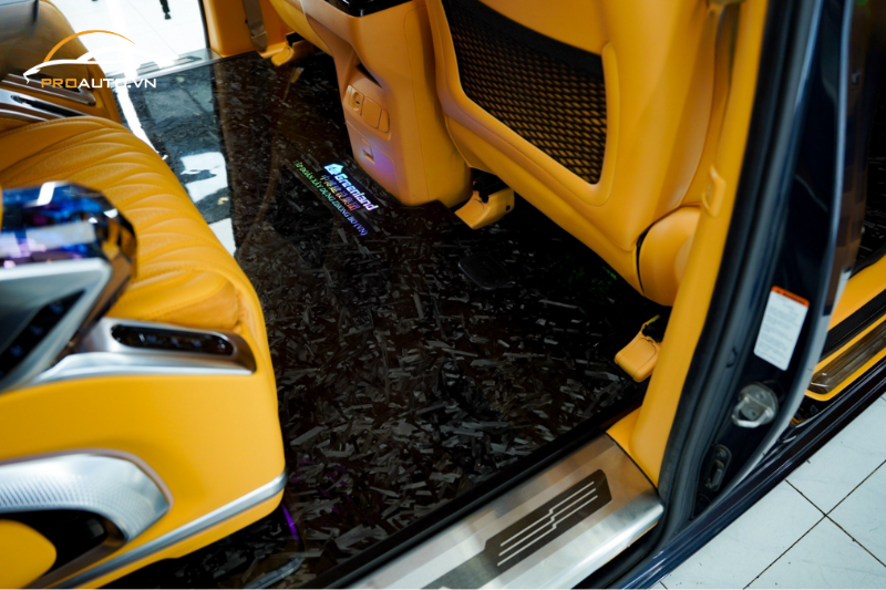 Độ sàn Carbon cho xe Kia Carnival