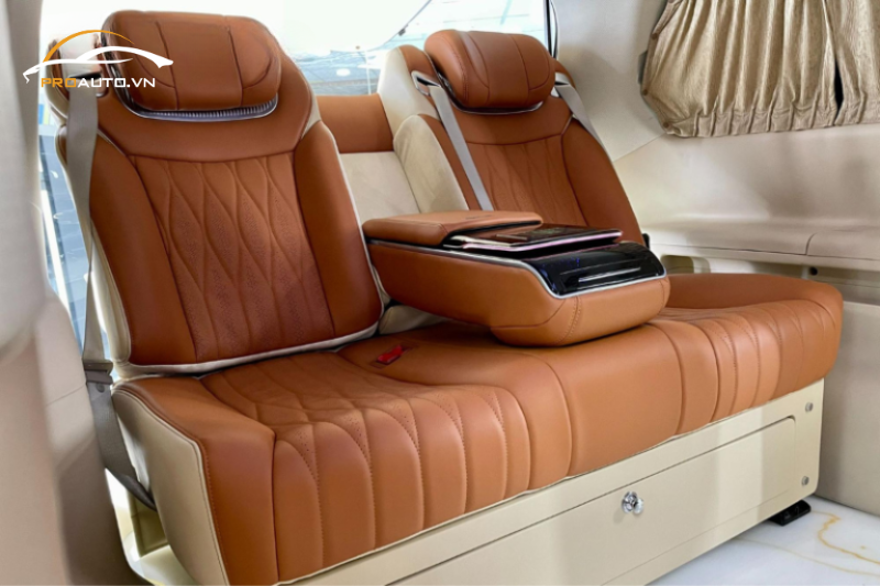 Độ Sofa Bed 5.0 Max cho xe Kia Carnival