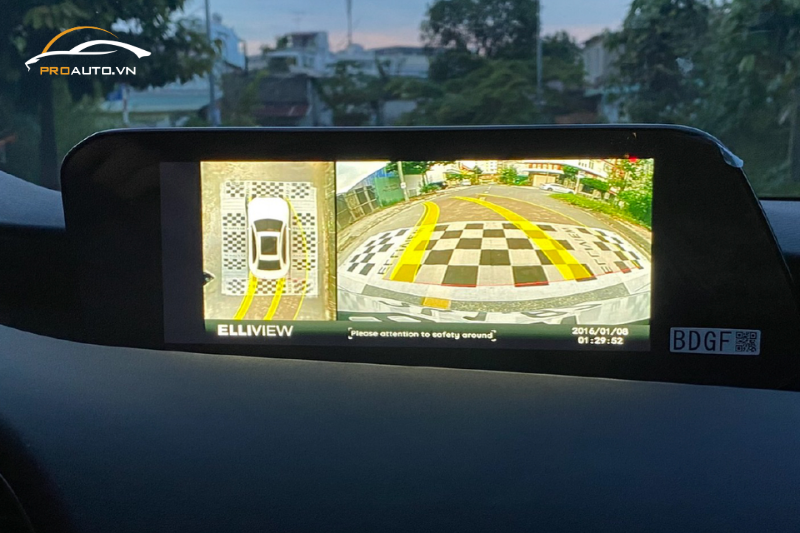 Hiển thị toàn cảnh - Hỗ trợ đánh lái