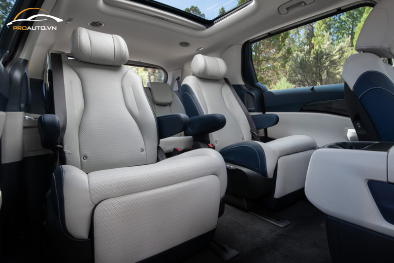 Khoang ghế ngồi của Kia Carnival 2025
