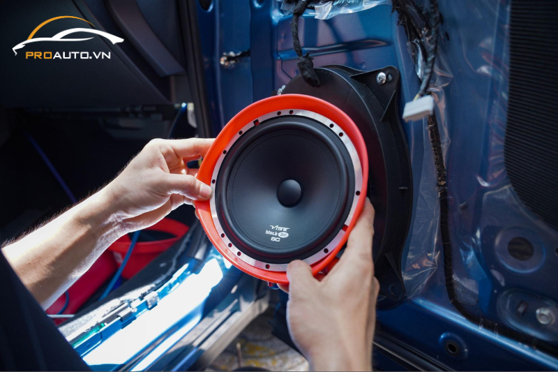 Kinh nghiệm độ âm thanh xe Subaru Forester đỉnh cao