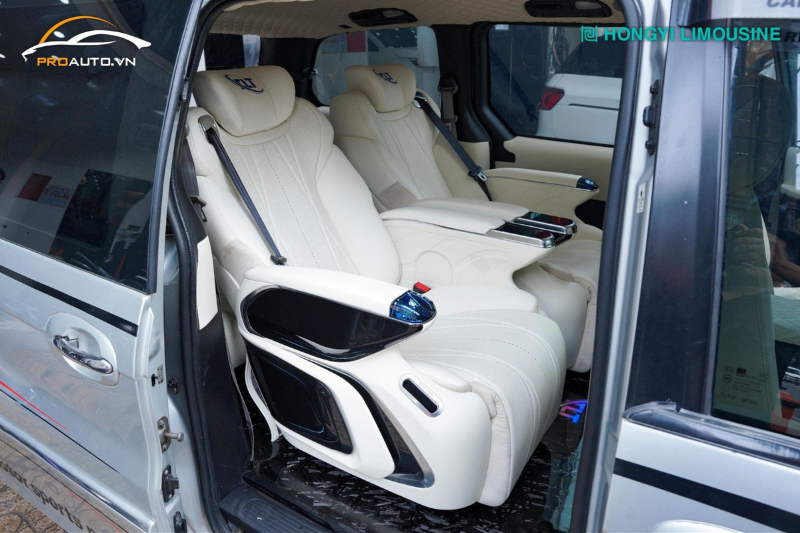 Mẫu ghế Limousine Hongyi Crystal 2.0 Plus