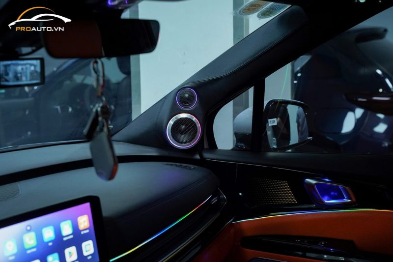 Nâng cấp âm thanh - Độ limousine xe Kia Carnival 2025