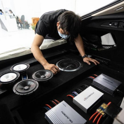 Nâng cấp âm thanh xe hơi chuyên nghiệp