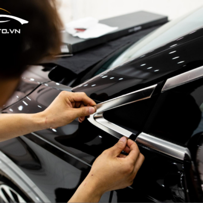 Nẹp viền inox tăng thêm sự sang trọng cho xe