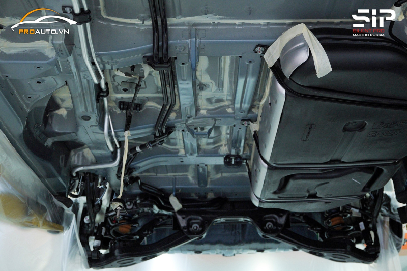 Phủ gầm xe Kia Carnival 2024 thời điểm nào tốt nhất?