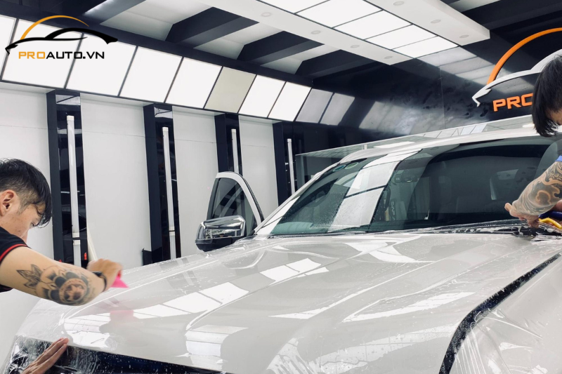 Thi công dán PPF tại PROAUTO.VN