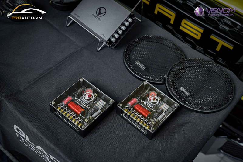 Vinfast VF3 độ âm thanh thương hiệu Venom