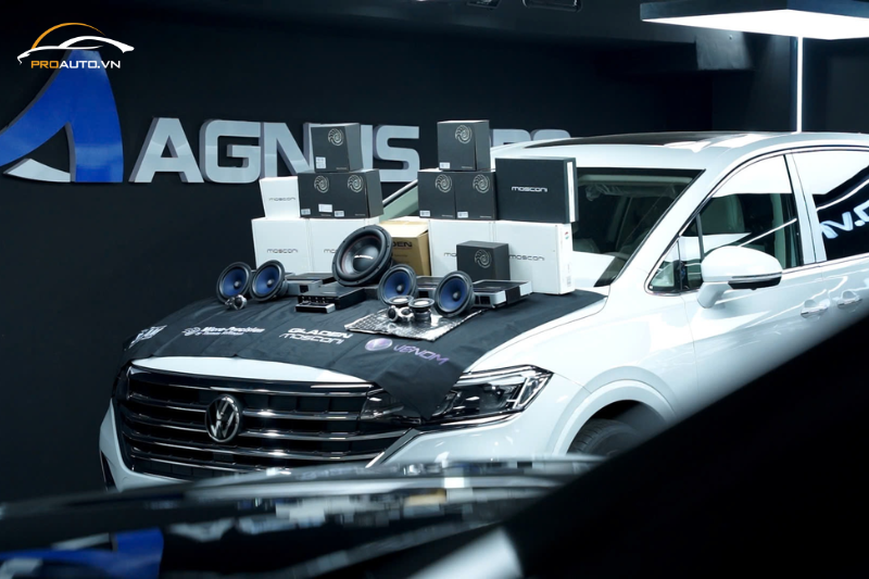 Bộ cấu hình âm thanh cực chất độ cho xe Volkswagen Viloran