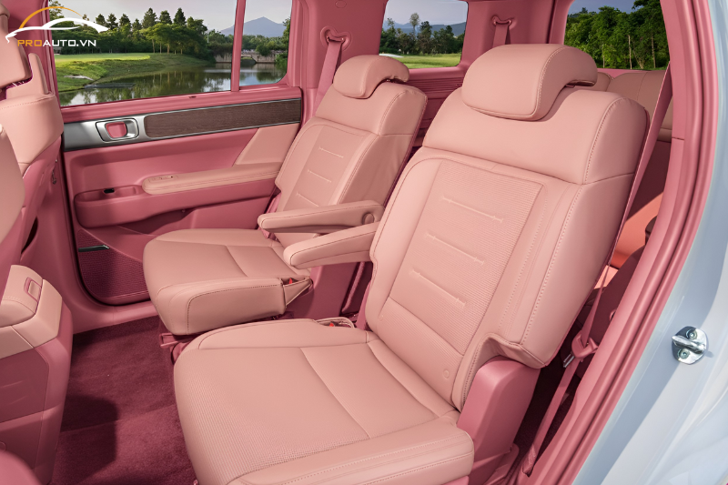 Bọc da ghế xe Hyundai Santafe 2024 bằng da simili