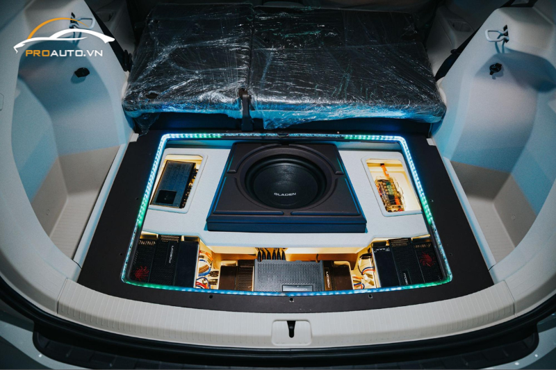 Cấu hình độ âm thanh xe Volkswagen Viloran (3)