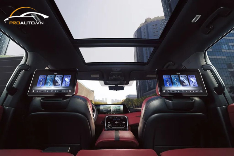 Cửa sổ trời xe Nissan Patrol 2025