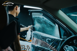 Dán phim cách nhiệt 3M cho kính sườn trước