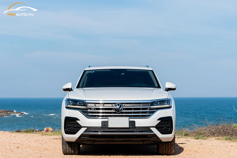Đầu xe Volkswagen Touareg 2024