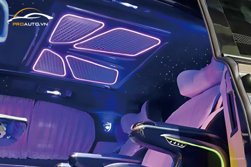 Đèn trần cánh bướm cho xe Hyundai Santafe 2024