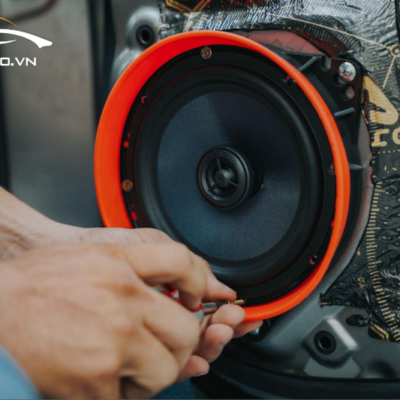 Độ âm thanh xe hơi là gì?