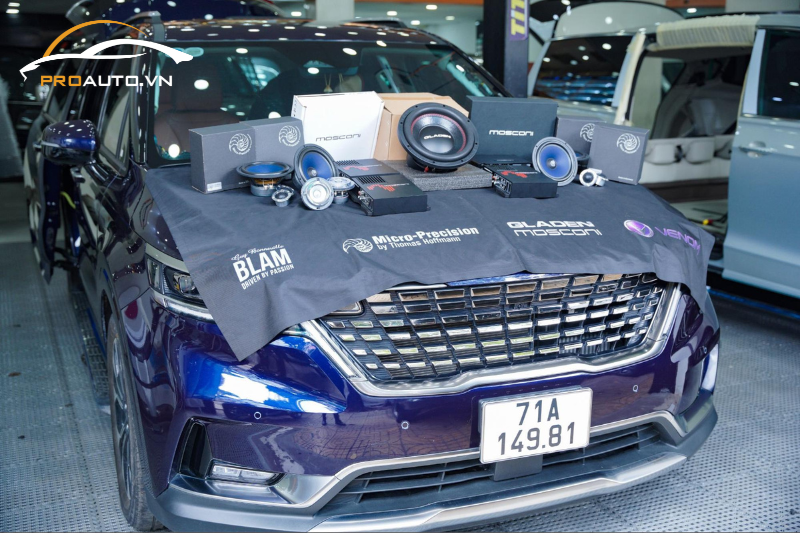 Độ âm thanh xe Kia Carnival - Bảng giá 2024