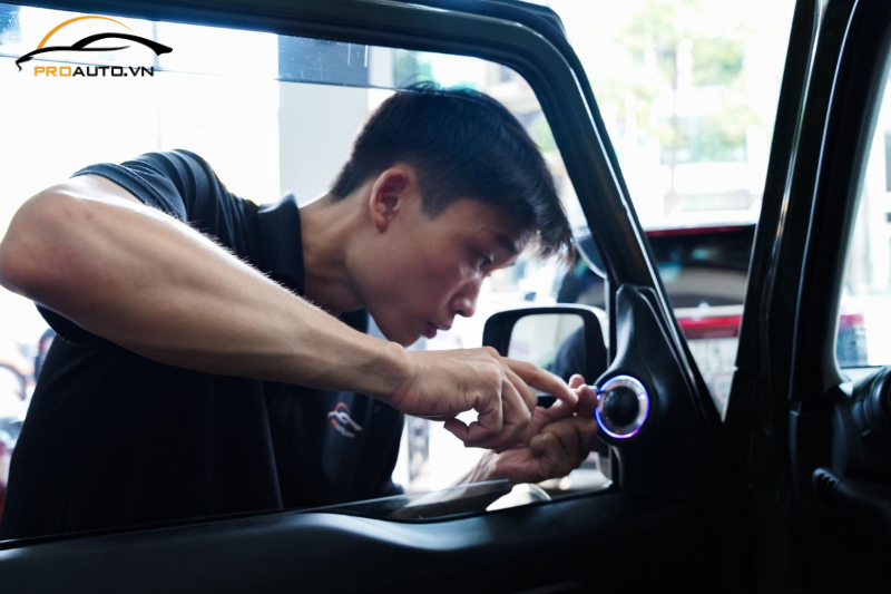 Độ âm thanh xe Suzuki Jimny mang đến trải nghiệm tuyệt vời