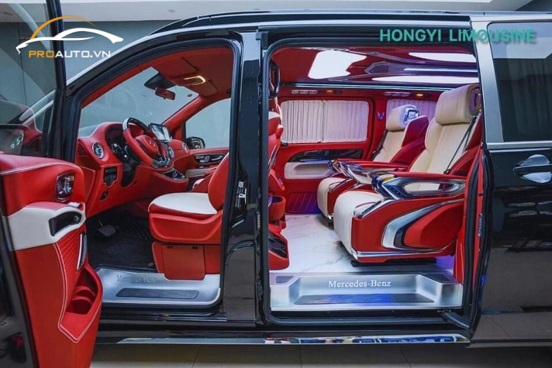 Độ ghế Limousine 4.0 màu đỏ kem cho Mercedes
