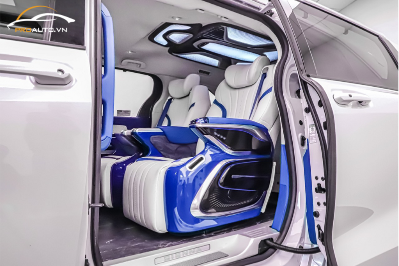 Độ ghế Limousine HongYi Crystal 3.0 cho xe Hyundai Santafe 2024