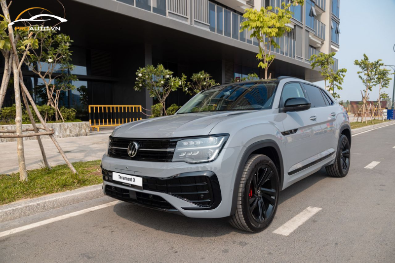 Kích thước bề thế và ngoài hành mạnh mẽ của VW Teramont 2024