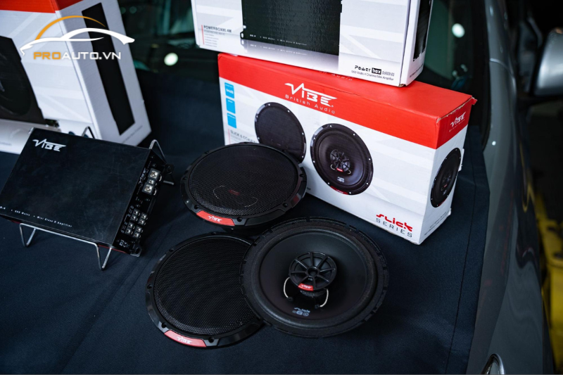 Kinh nghiệm độ âm thanh xe Toyota Sienna đỉnh cao