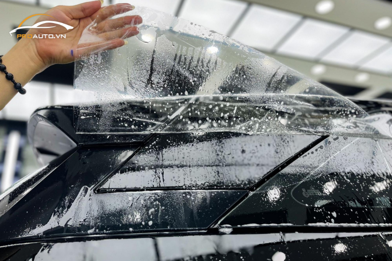 Lợi ích của việc dán phim PPF xe Mitsubishi Xforce