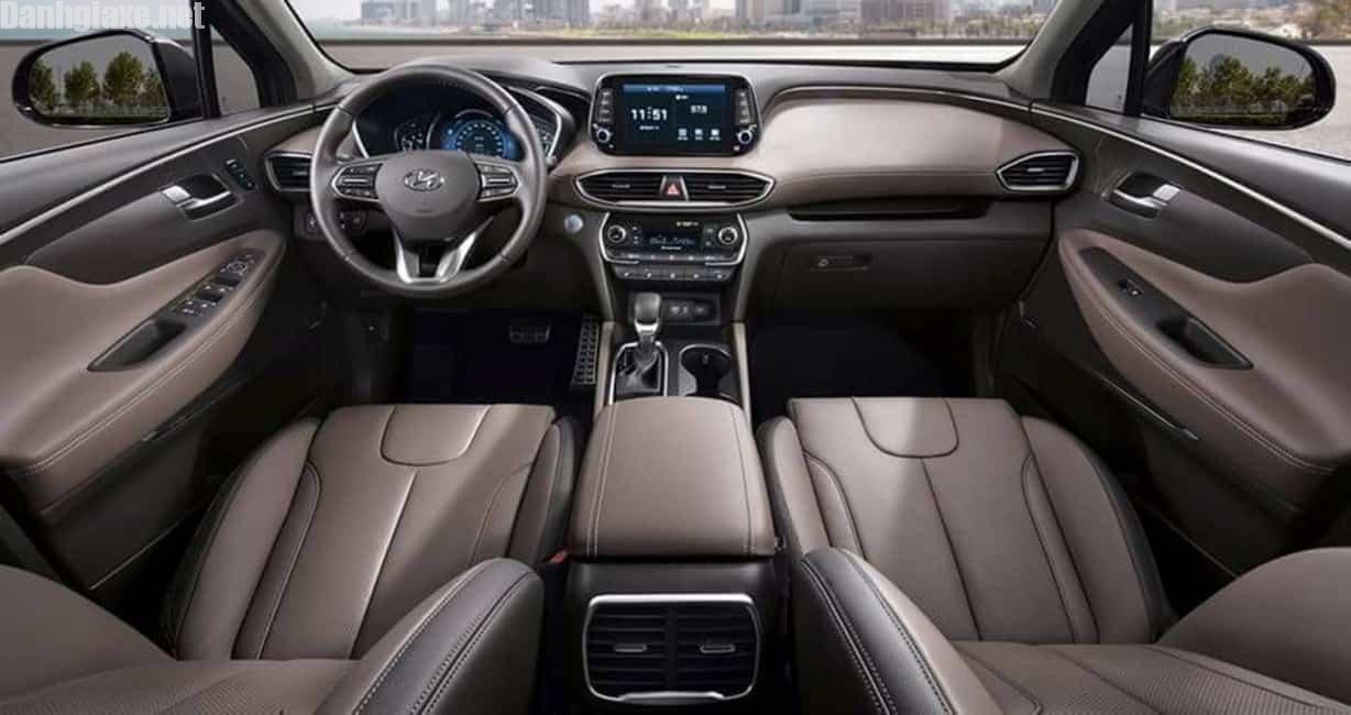 Nội thất xe Hyundai Santafe 2025