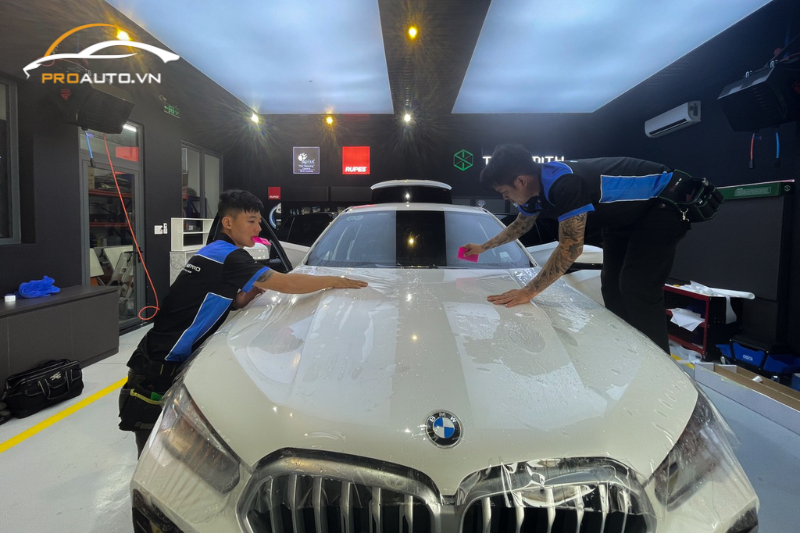 Quy trình dán phim PPF xe BMW X6 chuyên nghiệp