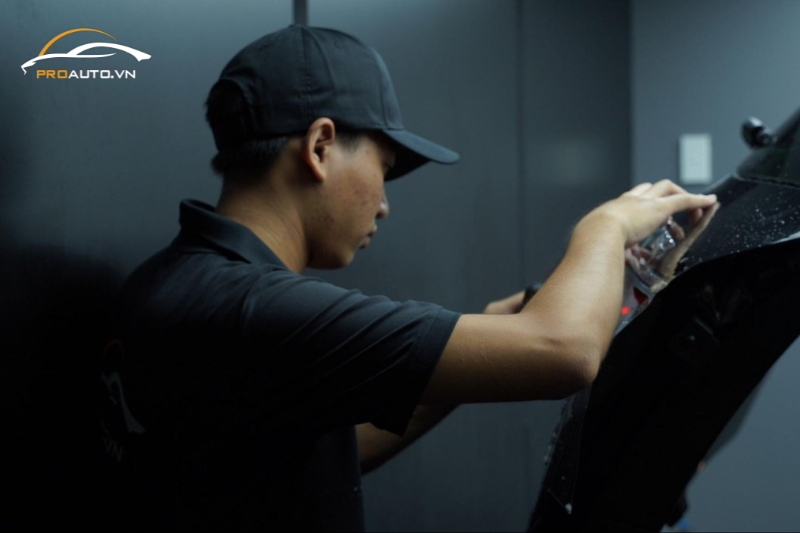 Quy trình dán PPF cho ngoại thất xe hơi
