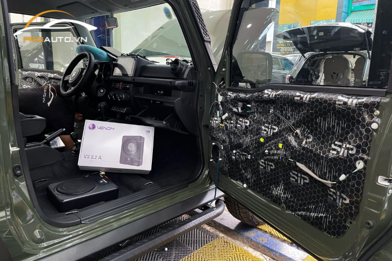 Tại sao phải độ âm thanh xe Suzuki Jimny?