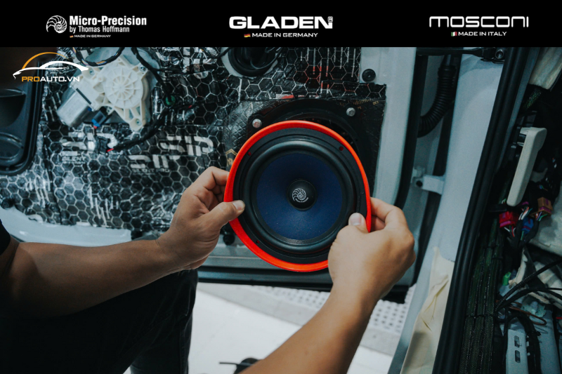 Thi công độ loa xe Volkswagen Viloran