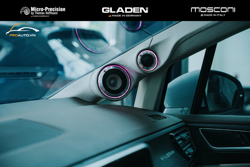 Volkswagen Viloran độ loa tại HCM