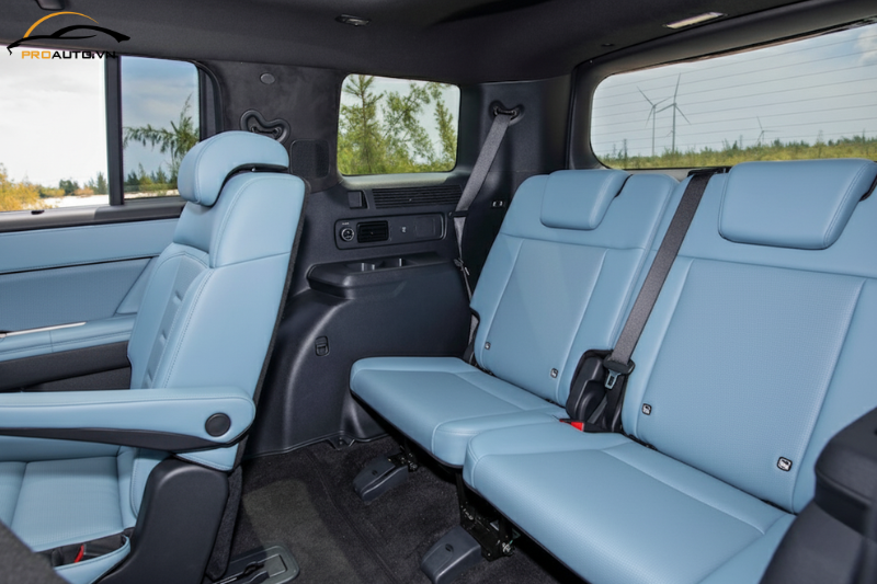 Bọc da ghế xe Hyundai Santafe 2025 với da công nghiệp