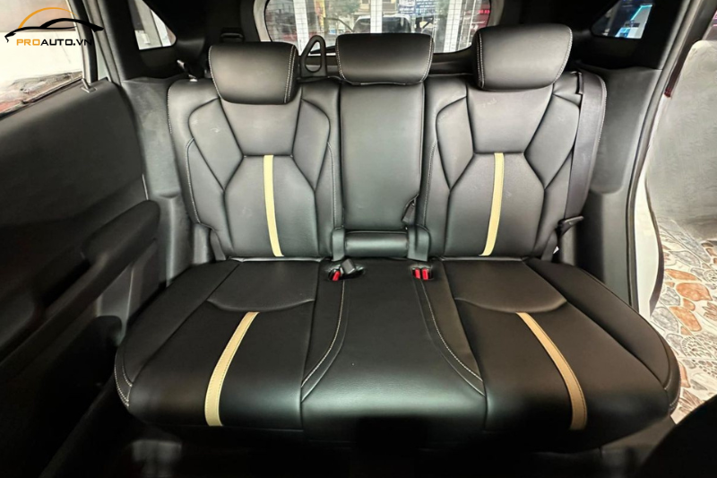 Bọc da ghế xe Mitsubishi Xforce 2024 bằng simili