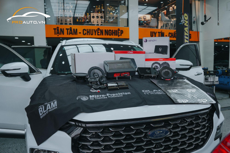 Độ âm thanh xe Ford Territory: Bảng giá và kinh nghiệm 2024